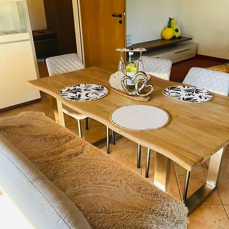 Apartament Die Classique Suite 65Qm - Viel Platz Fuer Ihre Auszeit - Grosser Eckbalkon, Badewanne, Vierbeiner- & Familien, Parkgarage - Apphaus Poseidon