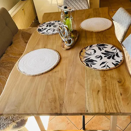 Appartamento Die Classique Suite 65Qm - Viel Platz Fuer Ihre Auszeit - Grosser Eckbalkon, Badewanne, Vierbeiner- & Familien, Parkgarage - Apphaus Poseidon *